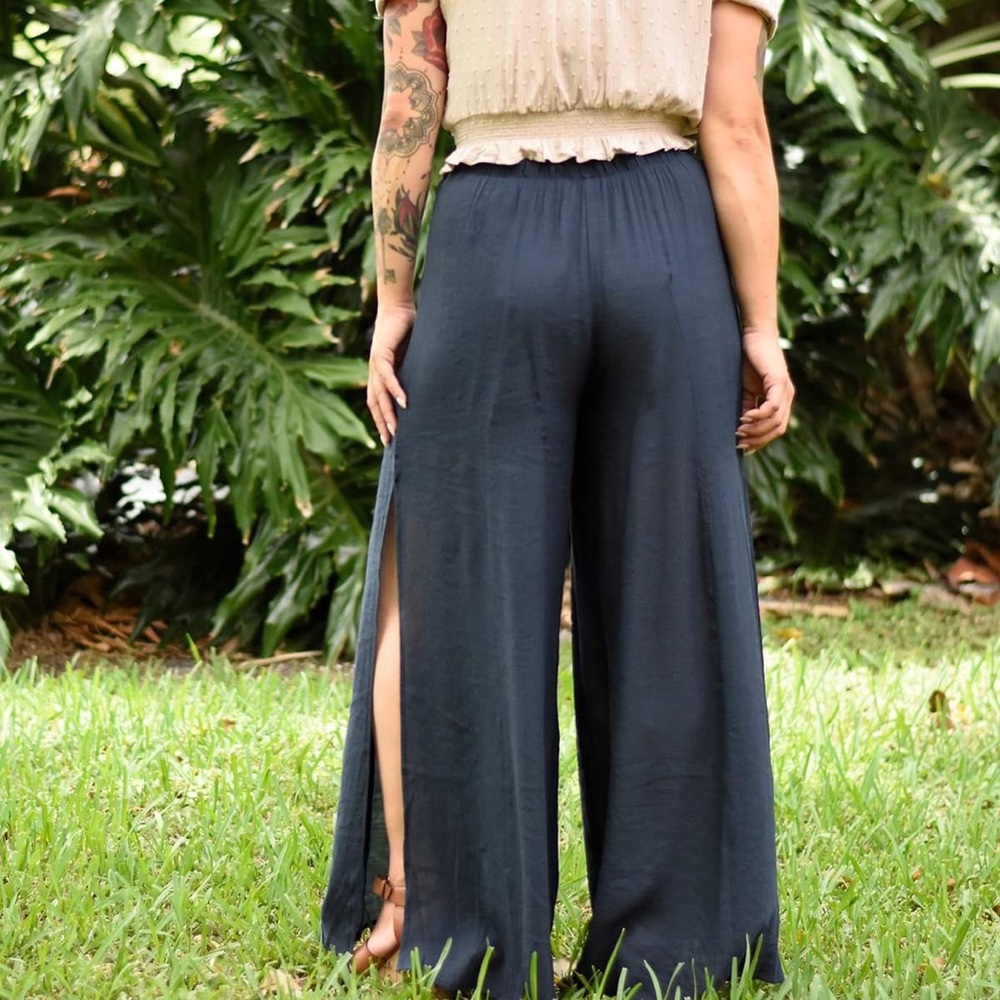 Navy High Waisted Palazzo Pants - Picture 3 of 3